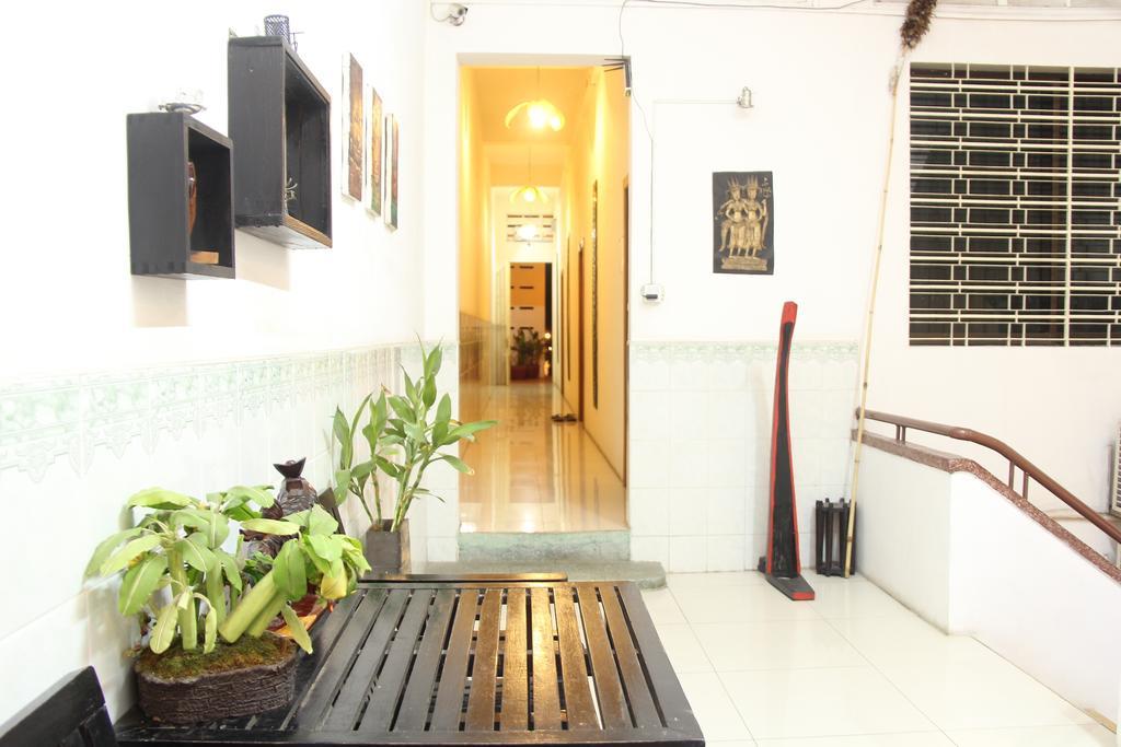 New Season Riverside Hotel Phnom Pen Exterior foto