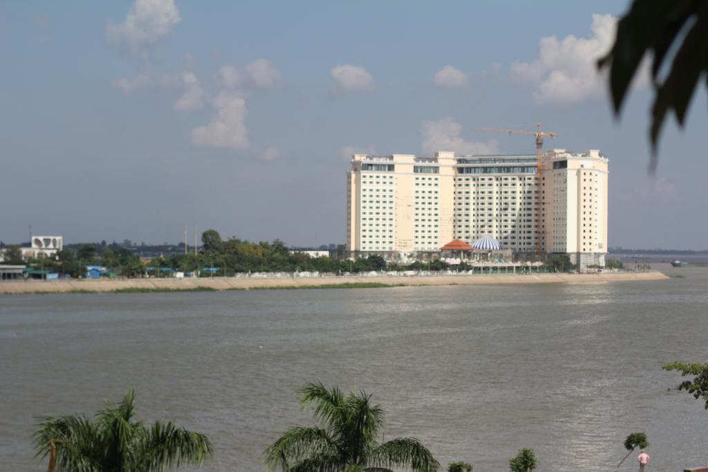New Season Riverside Hotel Phnom Pen Cameră foto